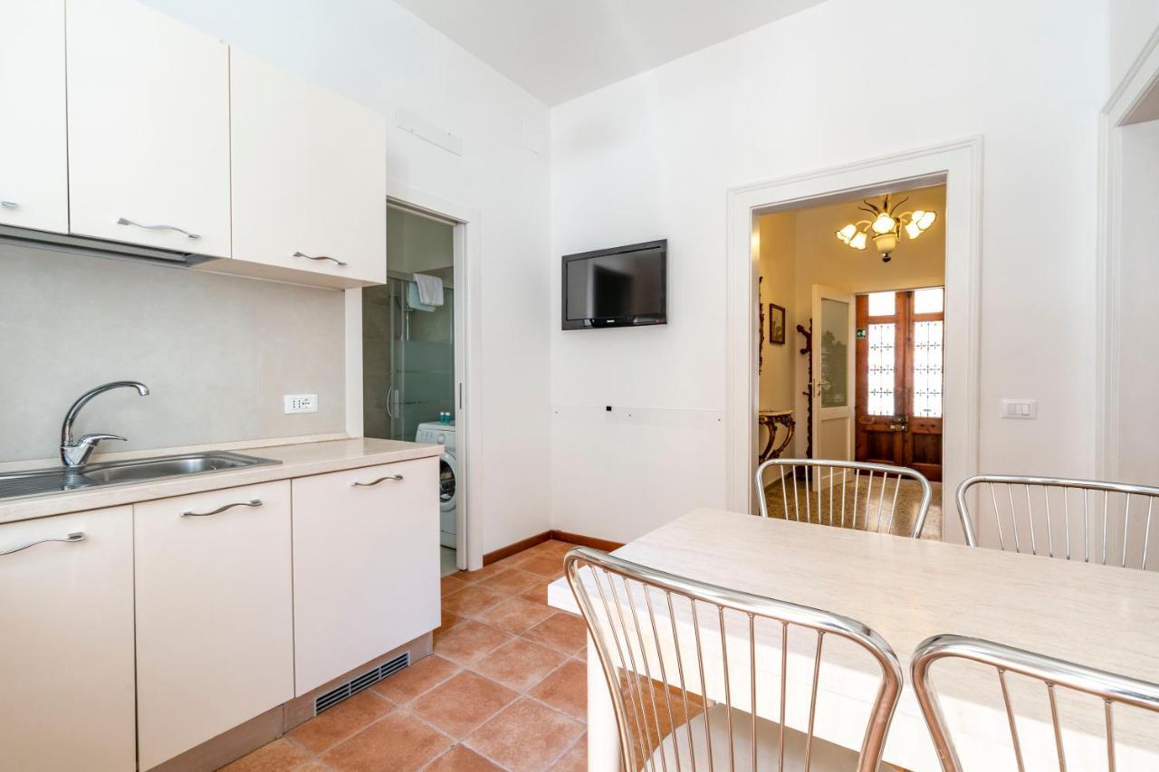 Queen House Venezia Apartamento